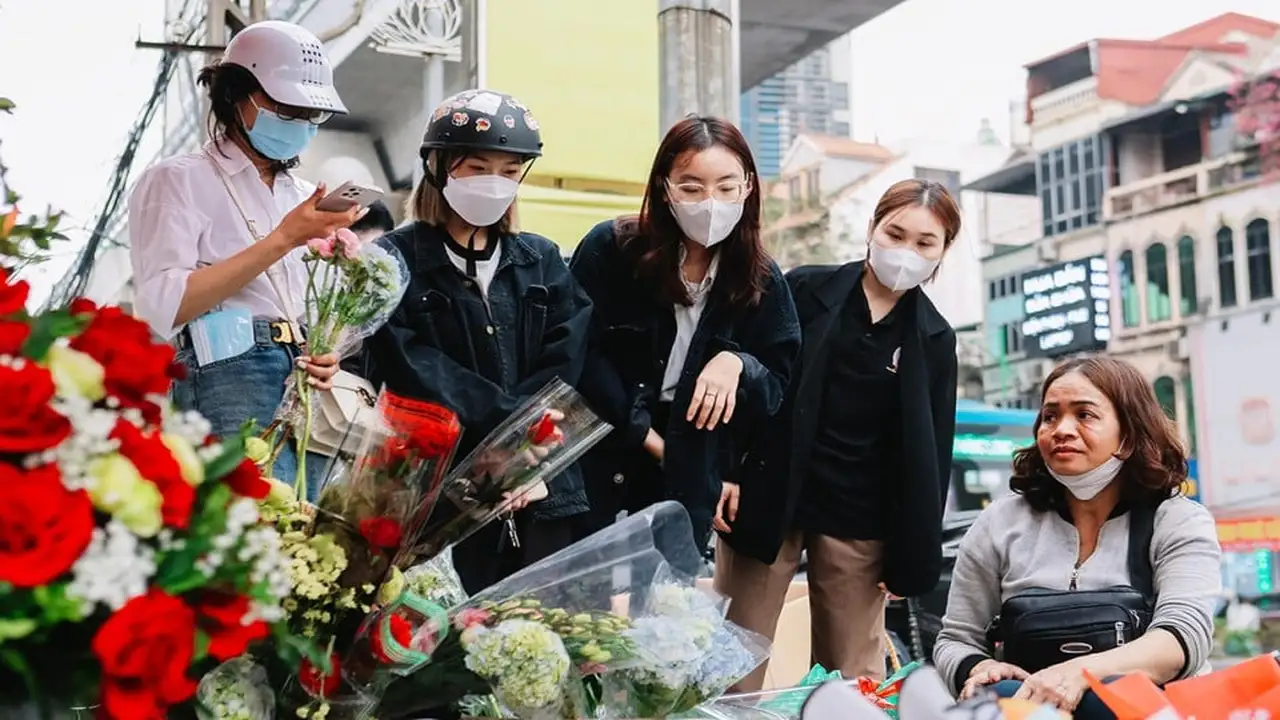 طقس هانوي: درجات الحرارة تنخفض إلى 18 درجة مئوية خلال الليل والصباح